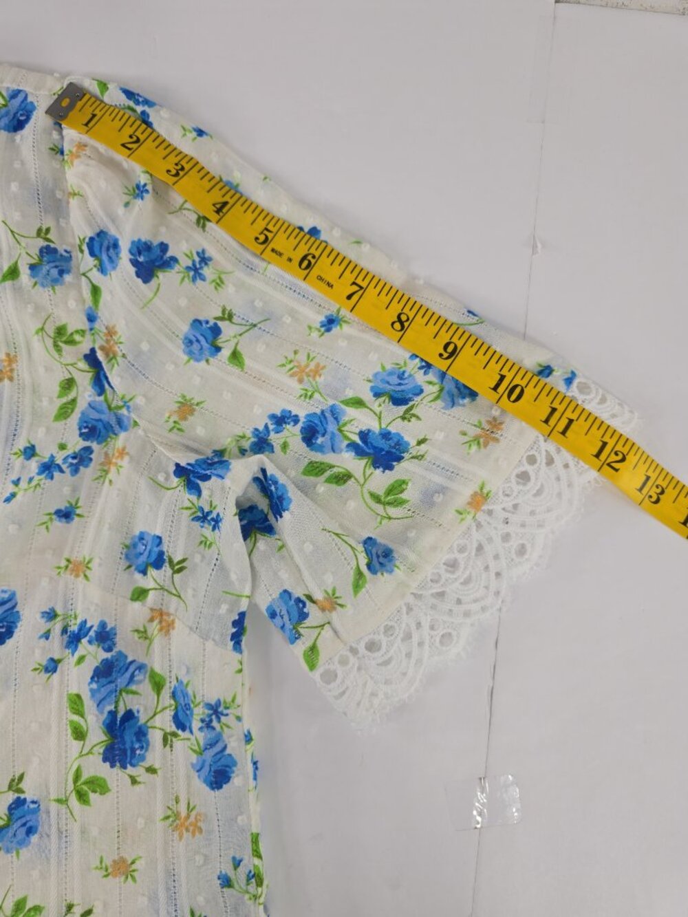 Nanette Lepore Shirt Women's SMALL White Blue Floral Button Puff Sleeve Blouse.. - Picture 16 of 16